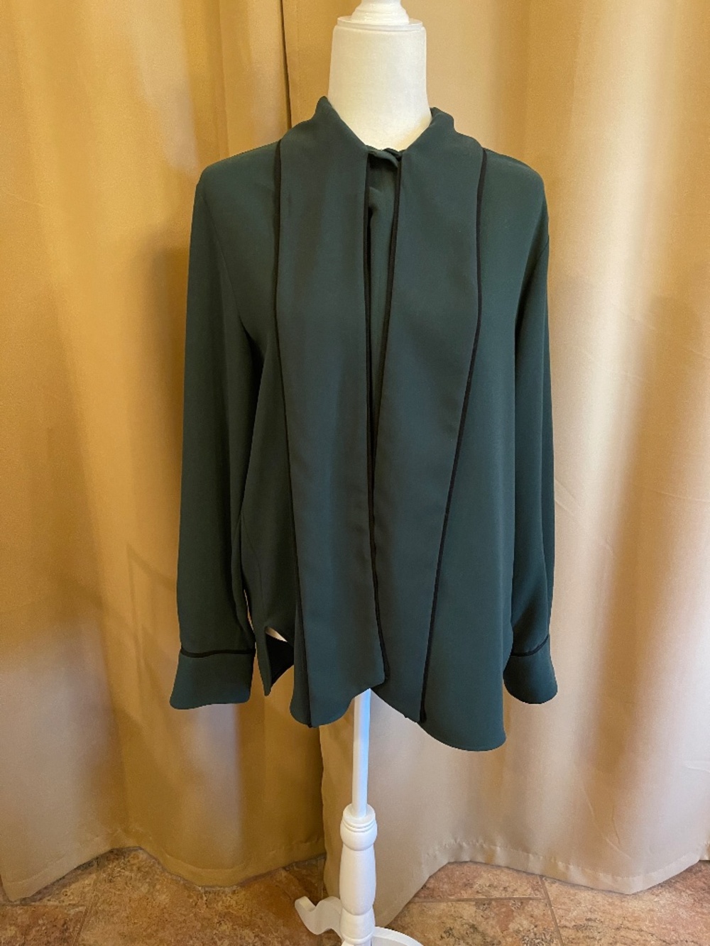 Mulberry Forest Green Tie Neck Ottillie Blouse Black Piping NWT! Size 42